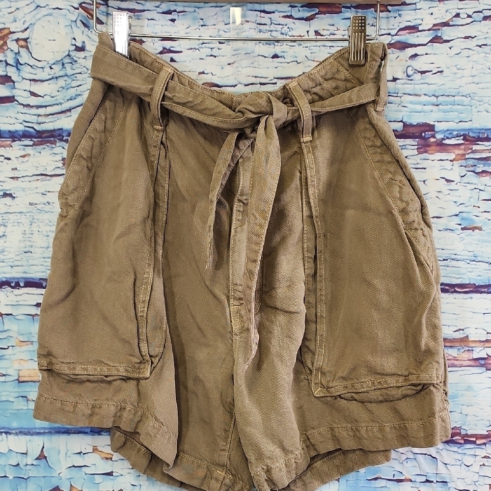 MOTHER Army Green Women's Cargo Shorts with Tie Waist Size 28